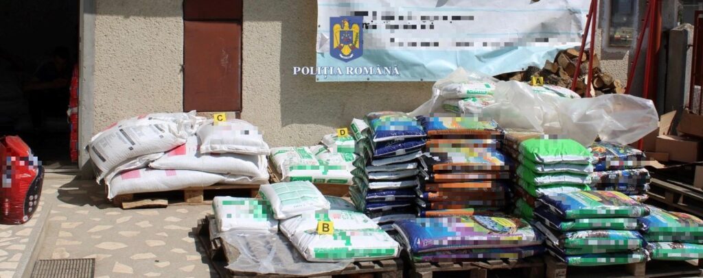 Două tone de îngrășăminte, confiscate de polițiști de la un magazin din Nușfalău