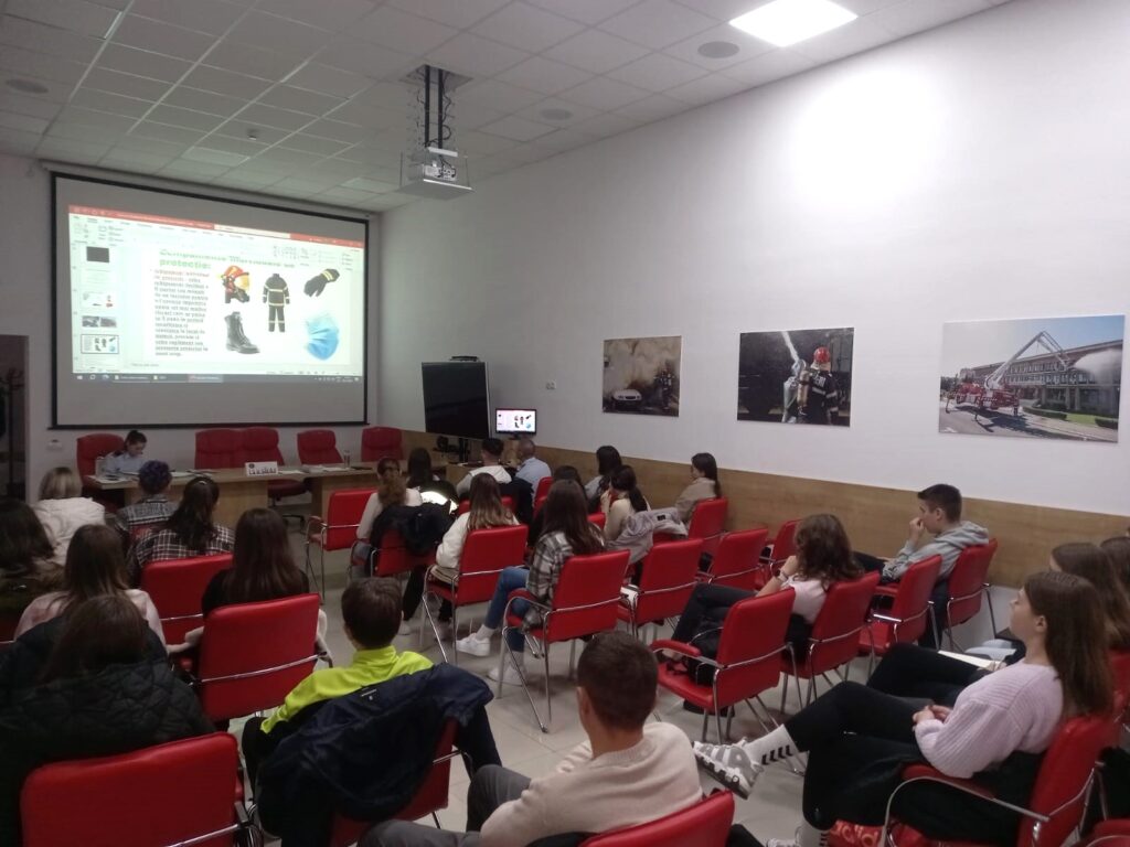 ISU Sălaj pregătește o nouă serie de voluntari pasionați